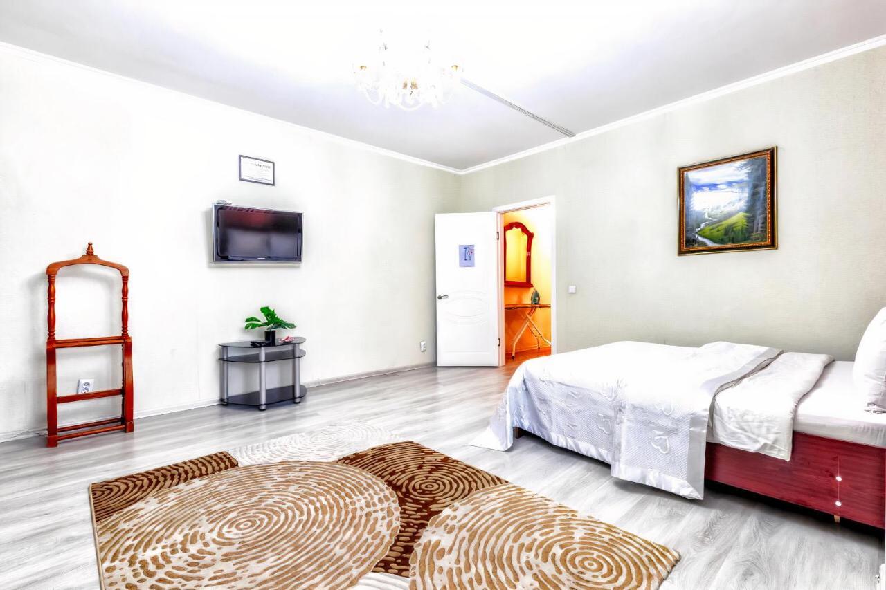 אסטנה Apartments Near Bayterek מראה חיצוני תמונה